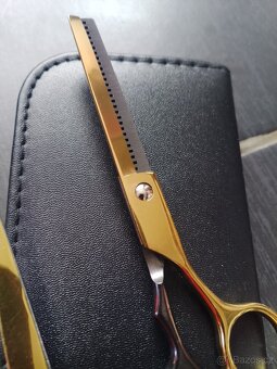 Kadeřnické nůžky set + zástěra - 7