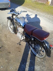 Triumph Cornet 200 - 7