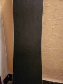 Prodám úplně nový snowboard TRANS 155cm dlouhý. - 7