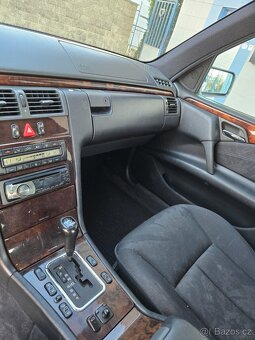 Mercedes-Benz E - 7