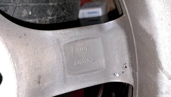 AL kola 7×17" s pneu Barum Polaris - 7