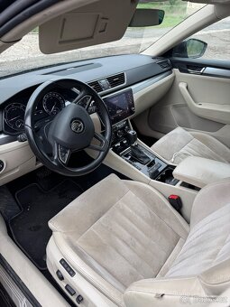 AUDI Q7 s vynikajícím motorem 4.2TDI panorama nova stk . Mot - 7