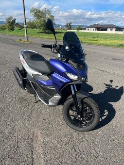 Aprilia SR GT 125 - 7
