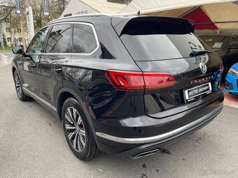 Prodá Volkswagen Touareg 3,0 TDI AT, LED Matrix - 7