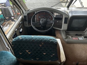 Obytné auto Coachmen USA - 7