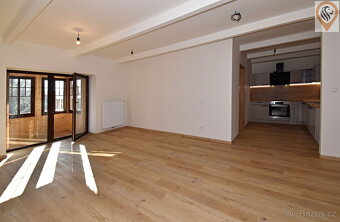 Výjimečný prostor, klid, soukromí a kvalita, 4+kk 99 m2, Zám - 7