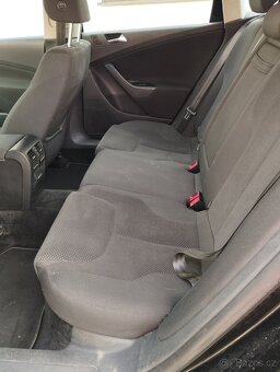 Volkswagen Passat B6 - 7