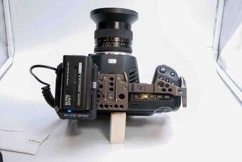 Prodám Blackmagic Pocket Cinema Camera 6K s celým rigem - 7