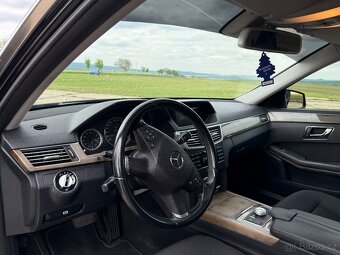 Mercedes Benz E 350 CDI V6 170 kW W212 - 7