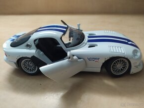 3x MODELY AUTA 1:24-Lamborghini Diablo - Burago, Lamborghin - 7