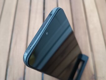Xiaomi Redmi 8, 3GB RAM, 32GB, lehce vypálený display - 7
