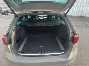 Volkswagen Passat R-LINE R.V 2022 2.0TDI DSG VIRTUAL FUllLED - 7