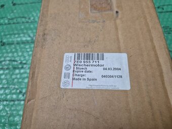 levý zadní motor stěrače VW Transporter, Multivan T5 7E09557 - 7