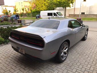 Dodge Challenger 3.6 VVT SXT 224Kw - 7