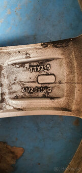 Prodám alu disky se zimními pneu na Suzuki Vitara - 7