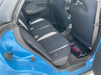 Subaru Impreza GT GC8 - 7