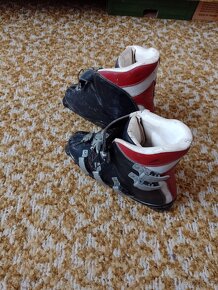 LYŽE ZNAČKOVÉ - 7