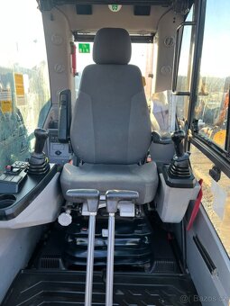 Pásový bagr Volvo EC220EL - 7