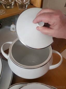 Kompletní set karlovarského porcelánu cca poly 20.stol., 37 - 7