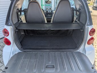 SMART FORTWO 451 MHD AUTOMAT 1.0i 52kW JBL HUDBA - 7