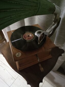 Gramofon s troubou - 7