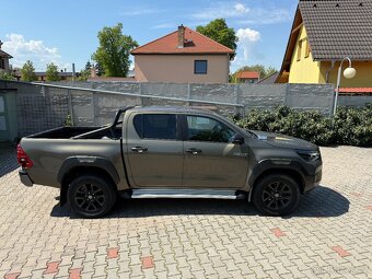 Toyota Hilux 2.8 d-4D 150kW - r.v. 5/2022 - ZÁRUKA - 7