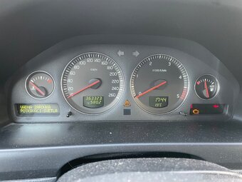 Volvo S60 2.4D - 7