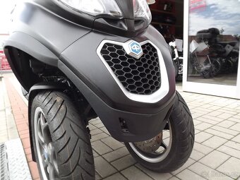 Piaggio MP3 300 Sport - 7