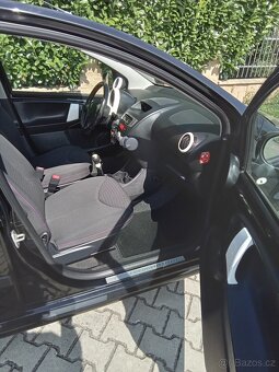 Peugeot 107 1.0i,  50 kW, rok výroby 2014,najeto 100000 km - 7