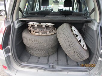 Renault Megane Scenic 1,6 benzín 82kw - 7