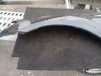 MERCEDES BENZ ML W164 L.P. BLATNÍK ČERNÝ KOD C197 - 7