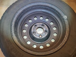 4x disky Kia s pneu na dojeti - 185/65/R15, cena dohromady - 7