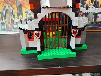 LEGO Castle 6097 Night Lord's Castle +návod +box - 7