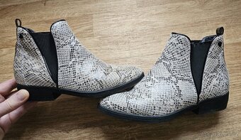 Celokožené dámské boty Baťa vel. 38 - 7