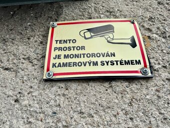 Prodej garáž 18m2 - 7