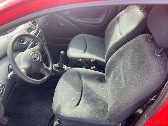 Toyota Yaris 3dveřová 2004 - 7