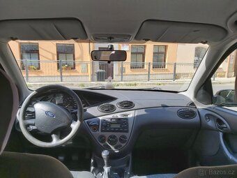 Prodám ford focus 1.6i 74kw rok 2005 - 7