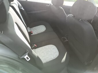 Škoda fabia( rezervace do zítřka) - 7