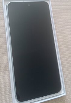 Samsung Galaxy A56 5G – jako nový, záruka 22 měsíců - 7