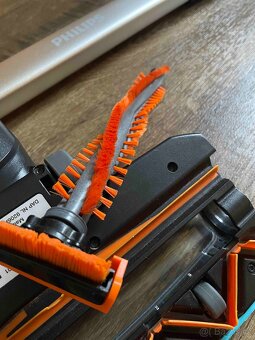 tyčový vysavač Philips 3v1 - 7