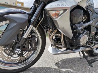 Kawasaki Z1000 - 7
