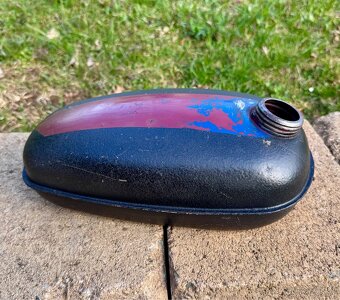 Stadion a Jawetta - nádrž a příslušenství - 7