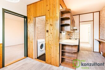 Pronájem bytu 2+1 s lodžií a sklepem, ev.č. 00925 - 7