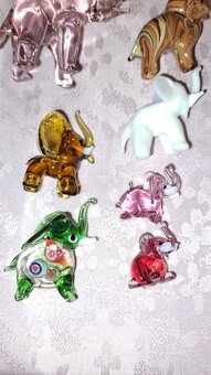 SOŠKY SLONŮ ZE SKLA - 7