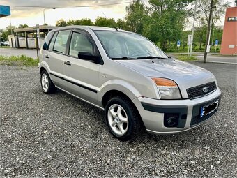 Ford Fusion - 7