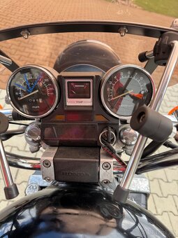 Honda - 7
