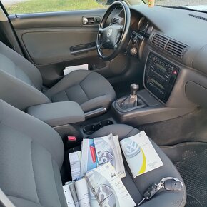 Volkswagen Passat, 1.9TDI,KRÁSNÝ,240TKM,1MAJ52LET - 7