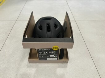 Helma Giro Artex Mips matt black - 7