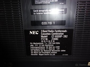 starý radiomagnetofon s televizí NEC CT-6000 - 7