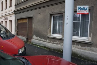 Prodej bytového domu s komerčními prostory a s garáží, Tepli - 7